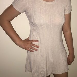 Creme colored flows dress!